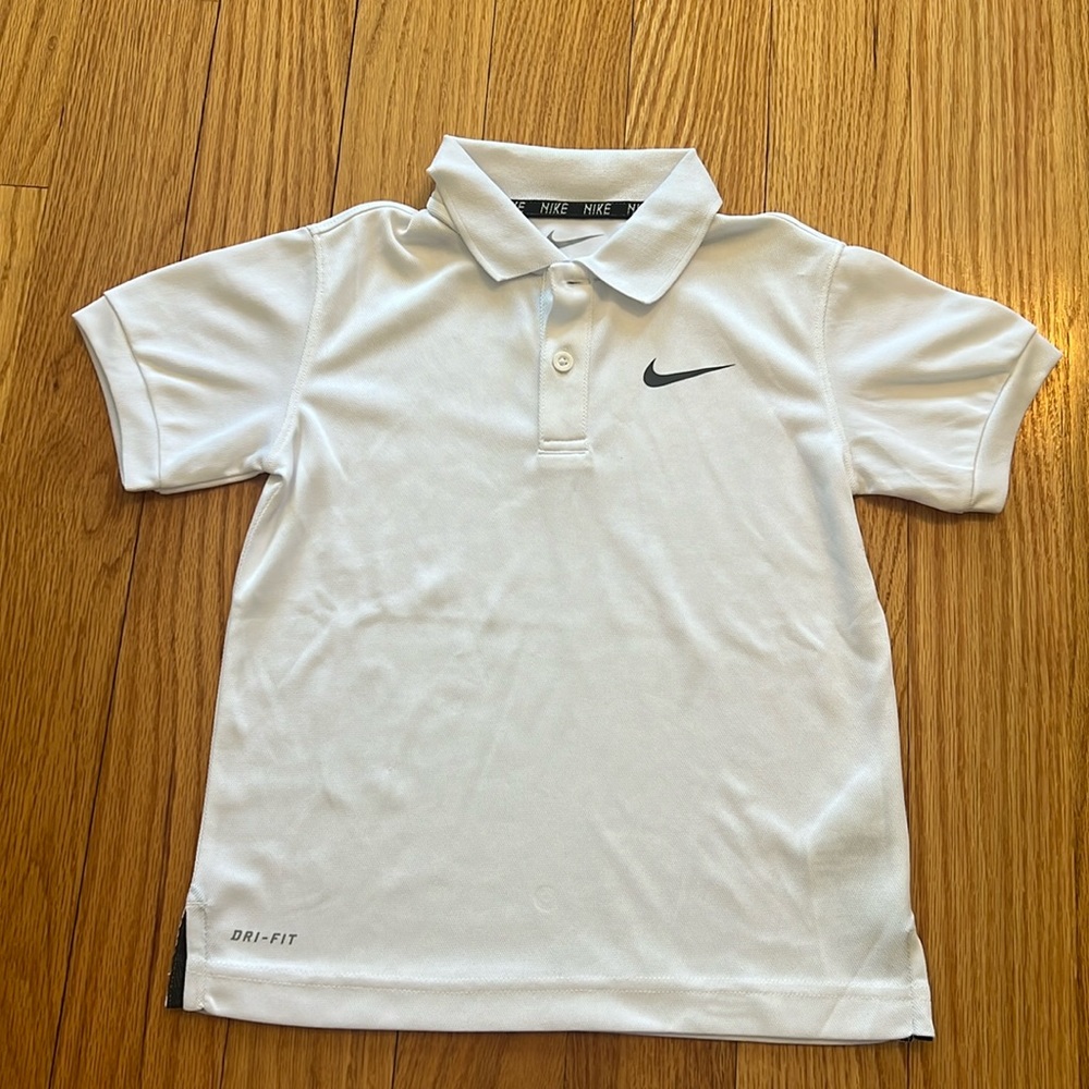 BOYS size 4-5 Nike dri-fit polo
